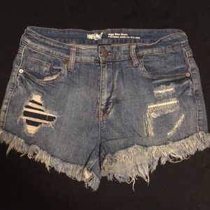 High rise cut off shorts